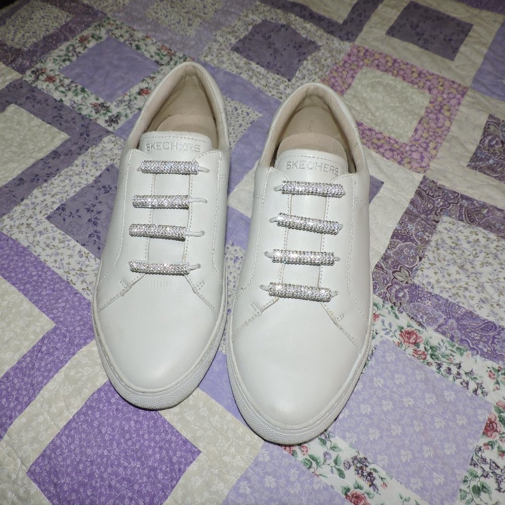 Skechers size 10